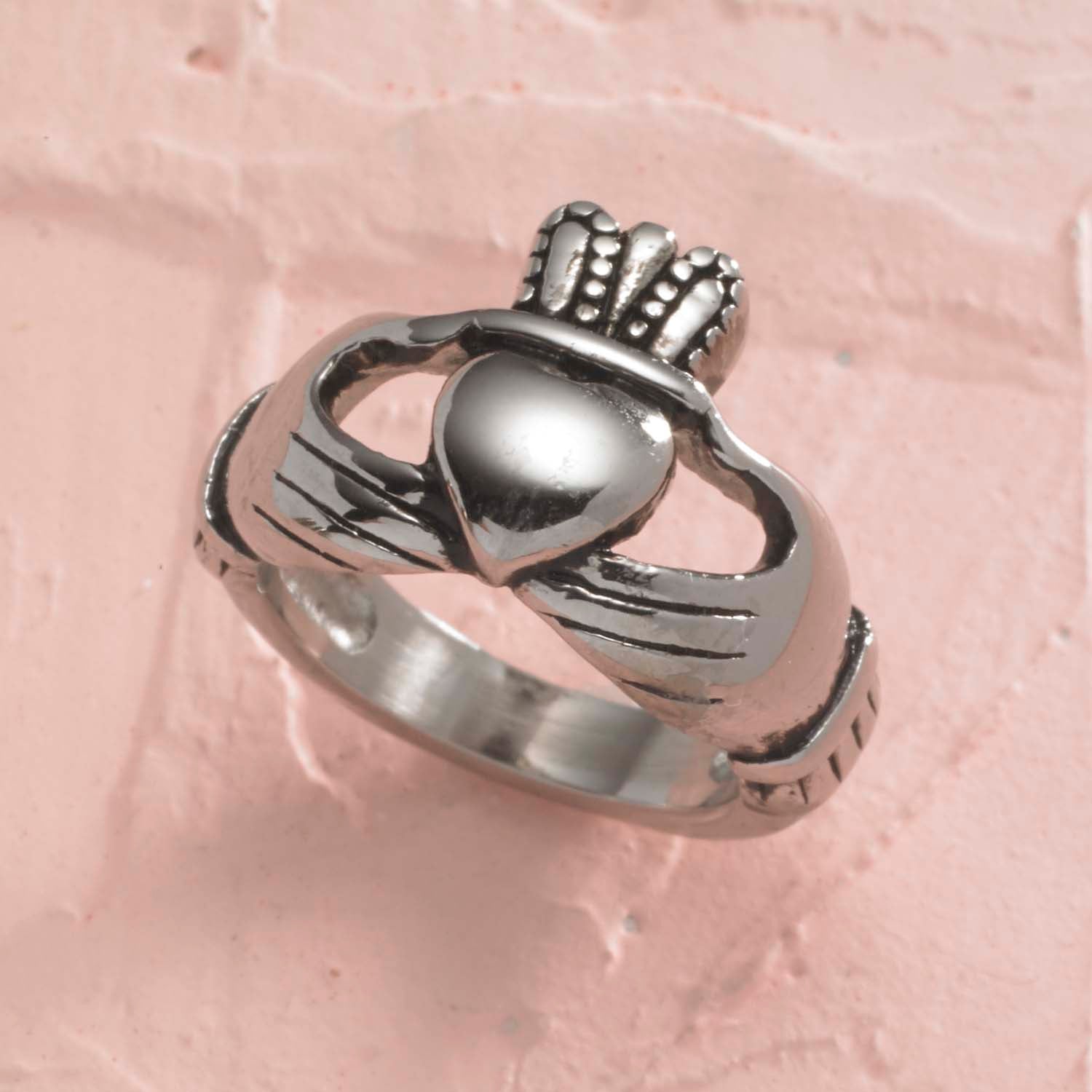 Medium Steel Claddagh Ring