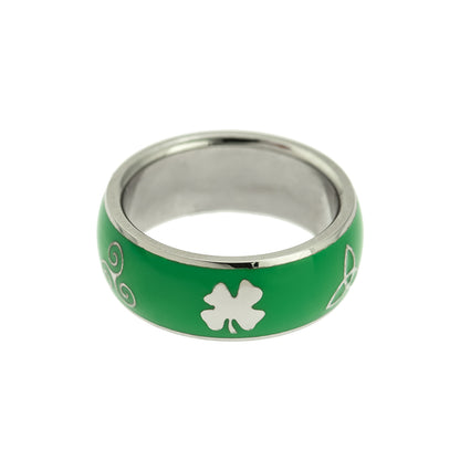 Green-enamel-shamrock-trinity-knot-ring