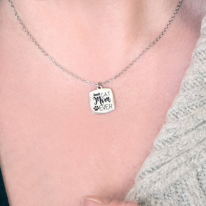 Best Cat Mom Ever Pendant Necklace - Engraved Paw Print Jewelry Gift for Cat Lovers