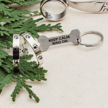 Keep Calm Wag On Engraved Dog Lover Key Ring - Perfect Dog Owner Gift