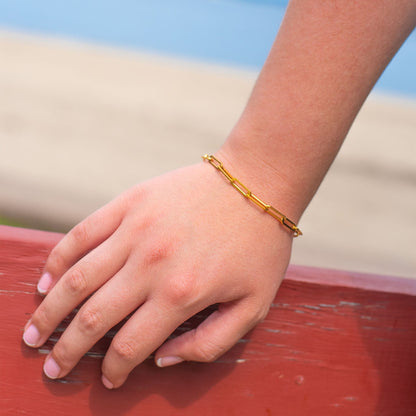 Paper Clip Bracelet - Gold Plated - 7.25"